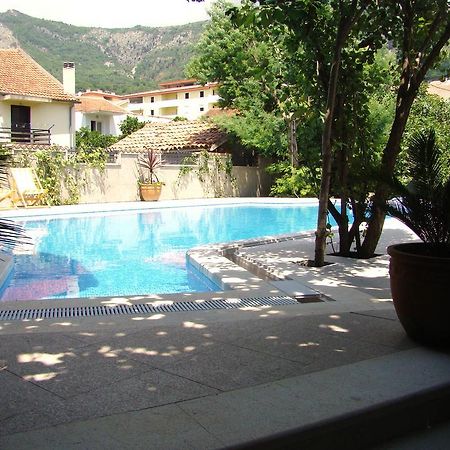 Hotel Dubrava Budva Exteriér fotografie